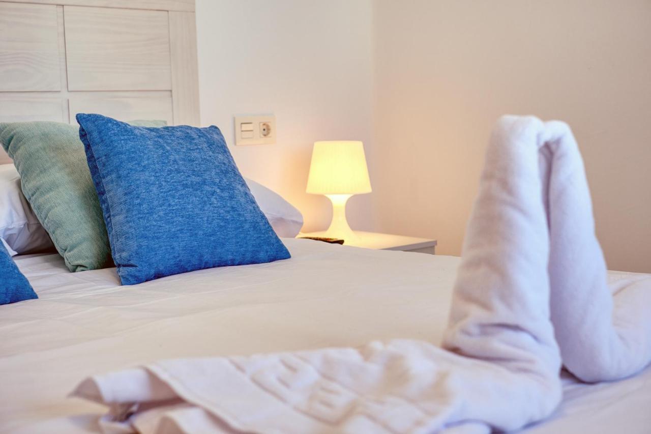 Luminosa Vivienda Vacacional Con Vista A La Piscina Costa Teguise Eksteriør bilde